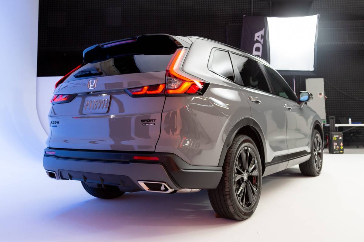 2026 Honda CR V Hybrid Specs Prices MPG Reviews Photos Cars
